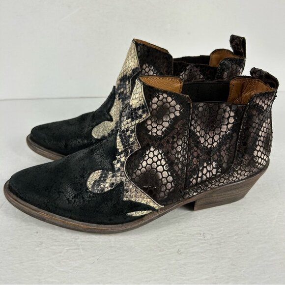 💕 vera cruz Snakeskin Patterned western Ankle Boots leather 37 - Picture 1 of 9